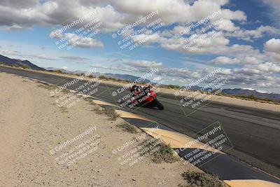 media/Nov-16-2025-Race Pace (Sun) [[8c5fa54630]]/Verified Riders/6-Turn 10 Inside (1145am)/